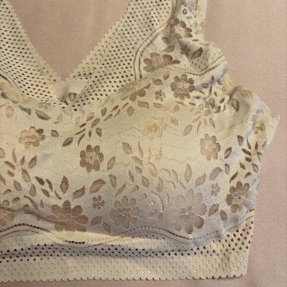 NWOT Padded Bra - Picture 3 of 6
